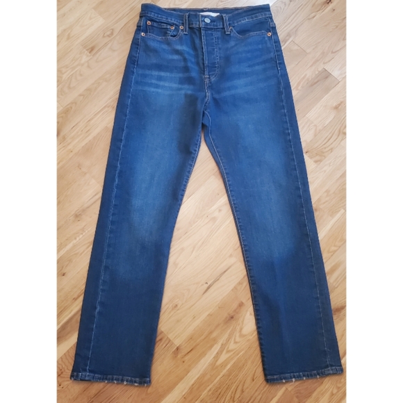 New Levi's WEDGIE STRAIGHT JEANS Size 25 & 29 - Picture 16 of 16